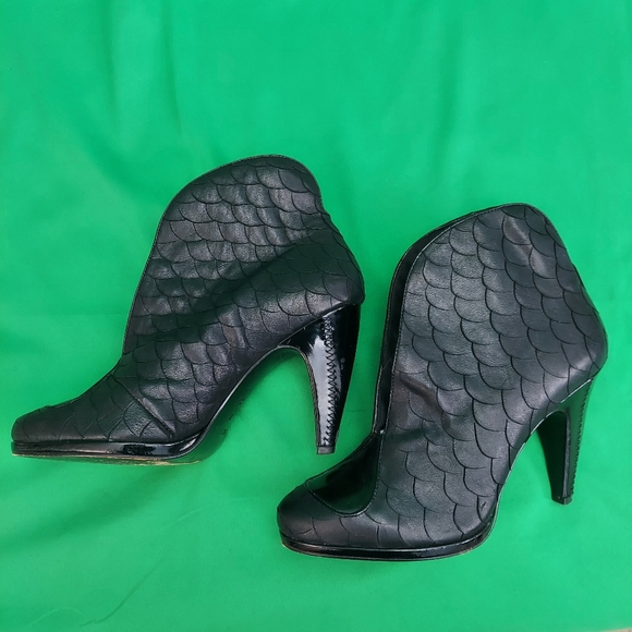 Diesel Embossed Ankle Booties - Picture 4 of 13